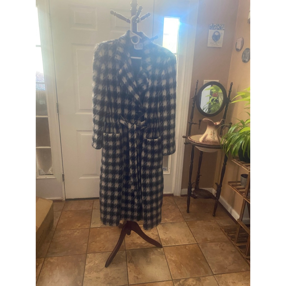 Women's vintage Bill Blass Plaid coat